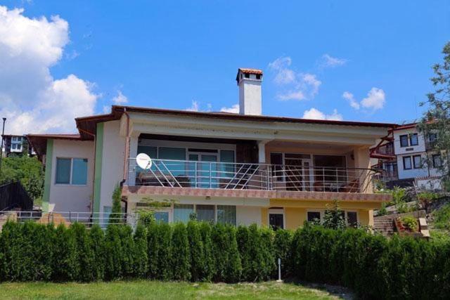 Villa Irina Kŭrdzhali Exterior photo